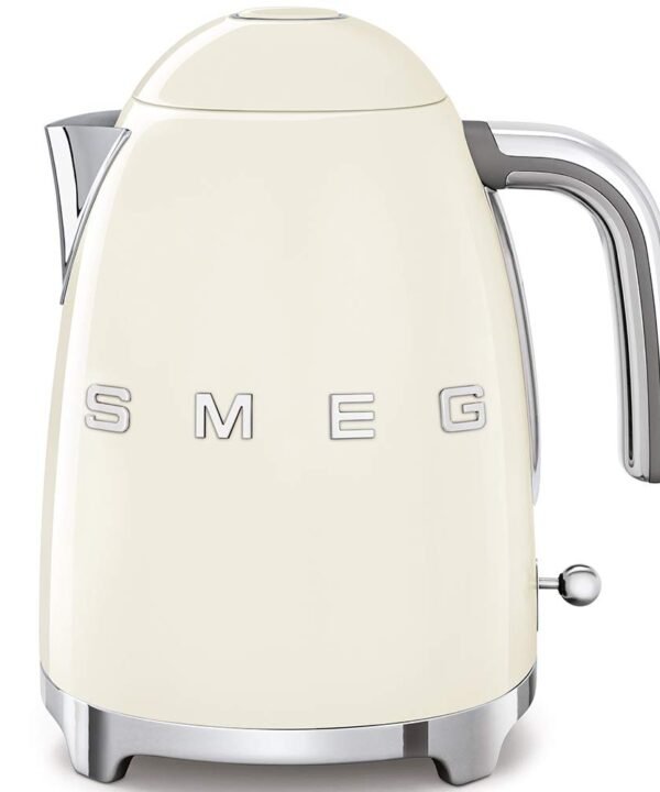 Smeg KLF03CRUK Retro Style Kettle - Cream